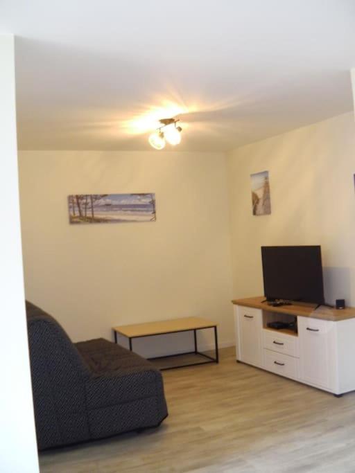 Meuble 2/4 Personnes Villa Noaillac Exterior photo